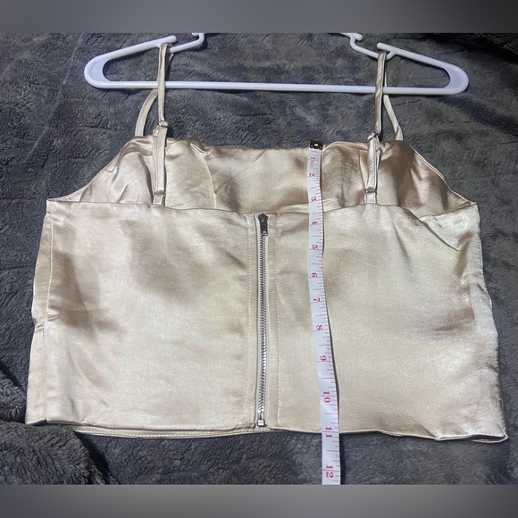 Lulus Luxe'd Out Champagne Satin Cropped Tank Top size M - Picture 8 of 9